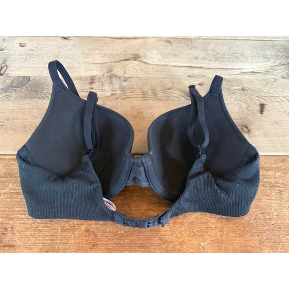 Victoria's Secret Black Rib Cotton 32C The T-shirt Push-Up Perfect Shape Bra - Picture 2 of 2